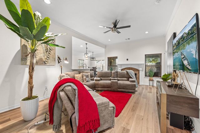 6318 Ezzard Charles Lane, Houston, TX 77091