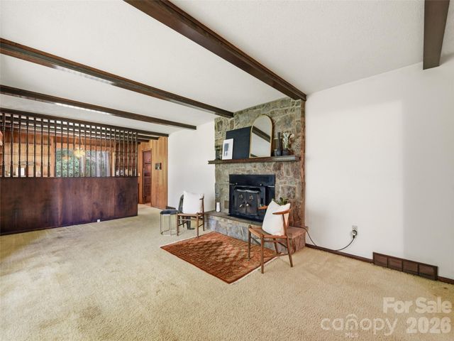 252 Big Stomp Road, Waynesville, NC 28786