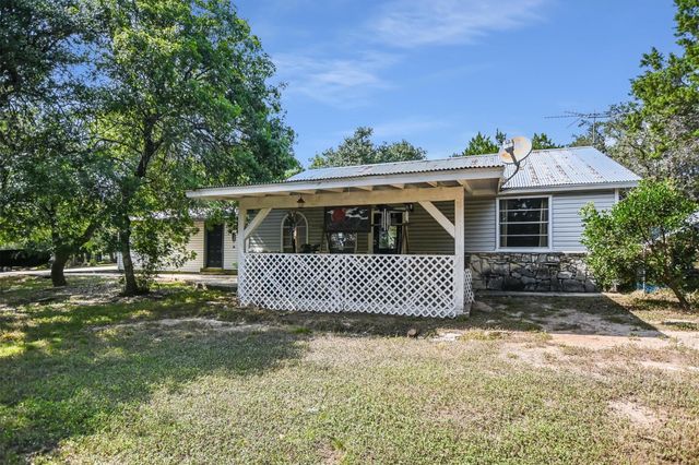 304 Lea LN, Wimberley, TX 78676