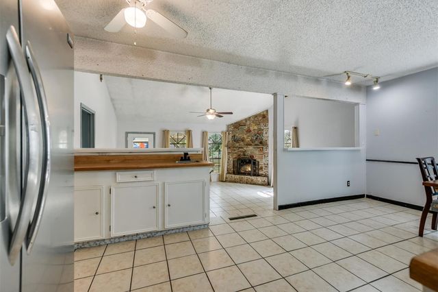 304 Lea LN, Wimberley, TX 78676