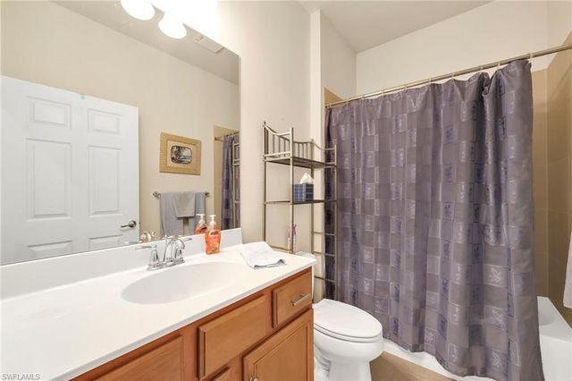 8419 Benelli CT, Naples, FL 34114