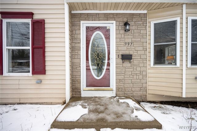 997 Ruie Road, North Tonawanda, NY 14120