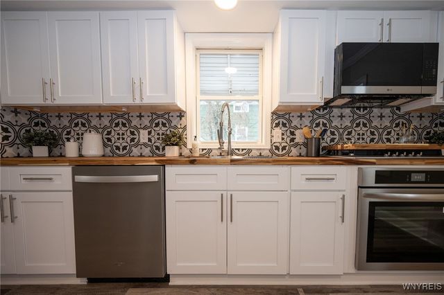 997 Ruie Road, North Tonawanda, NY 14120