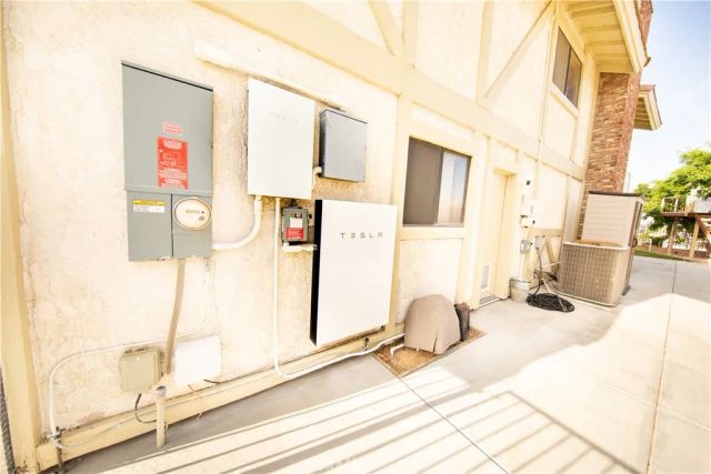 13685 Hidden Valley Road, Victorville, CA 92395