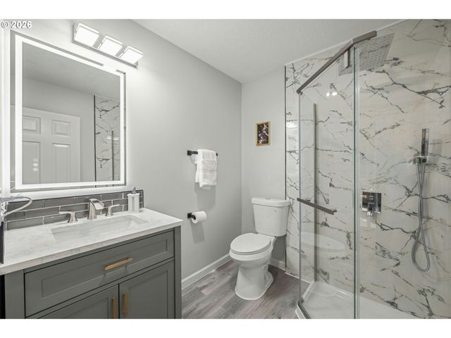 3325 ARBOR Dr, West Linn, OR 97068