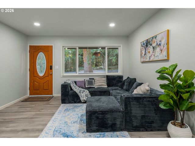 3325 ARBOR Dr, West Linn, OR 97068
