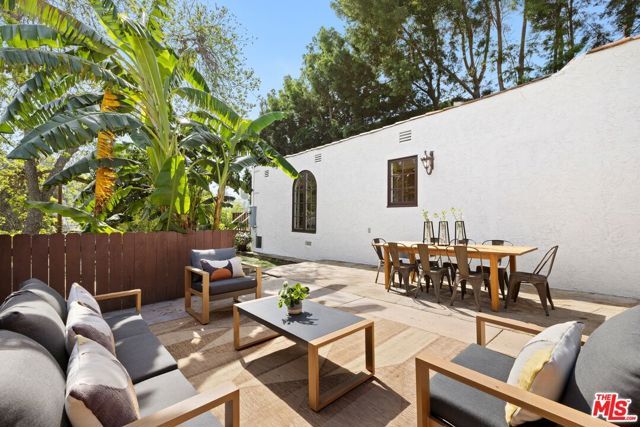 1470 Westerly Terrace, Los Angeles, CA 90026