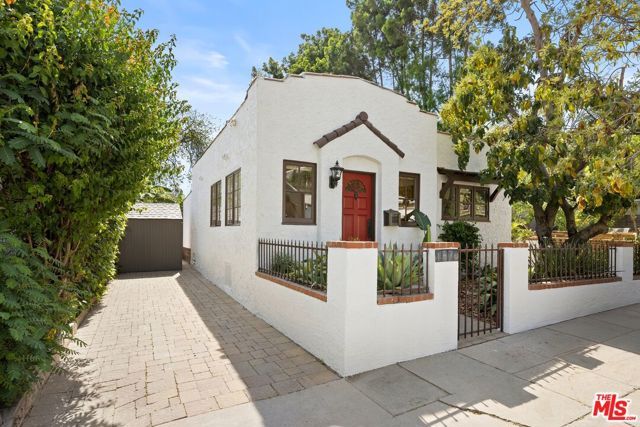 1470 Westerly Terrace, Los Angeles, CA 90026