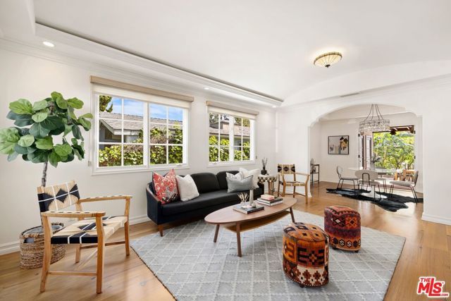 1470 Westerly Terrace, Los Angeles, CA 90026