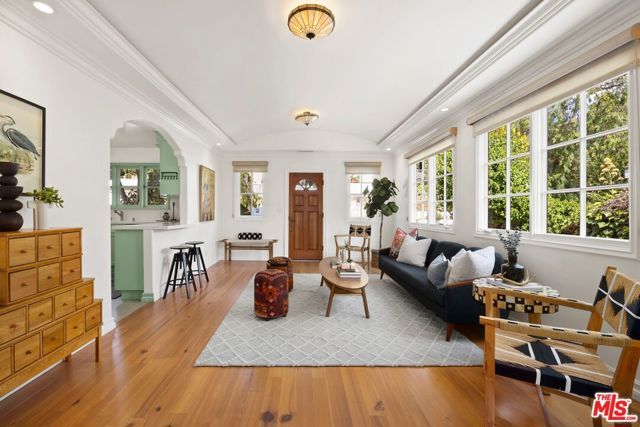 1470 Westerly Terrace, Los Angeles, CA 90026