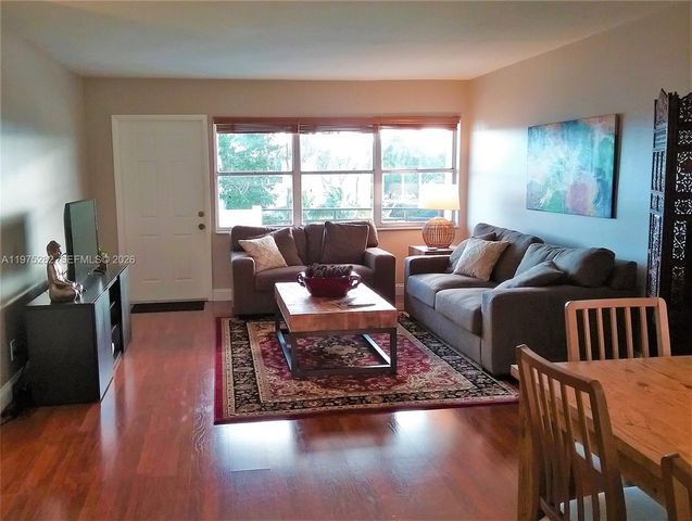 401 Golden Isles Dr 208, Hallandale Beach, FL 33009