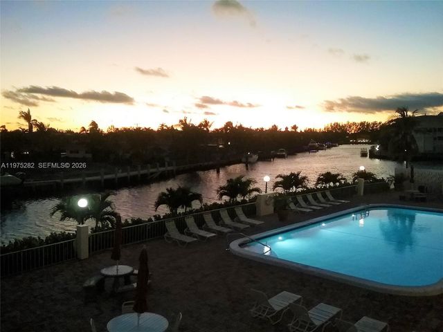 401 Golden Isles Dr 208, Hallandale Beach, FL 33009