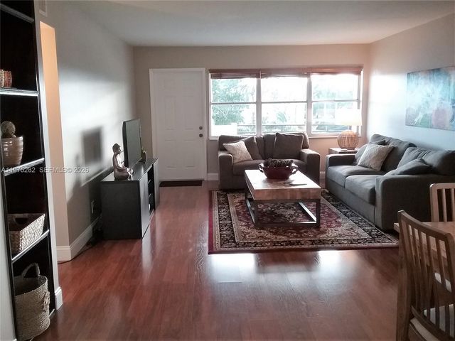 401 Golden Isles Dr 208, Hallandale Beach, FL 33009