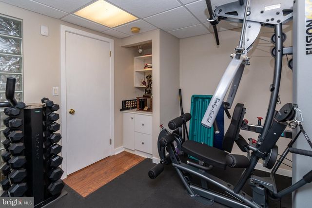 102 LINDBERGH RD, Hopewell, NJ 08525