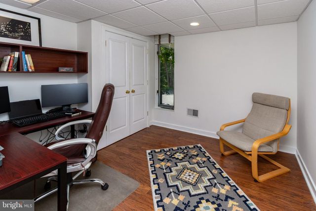 102 LINDBERGH RD, Hopewell, NJ 08525
