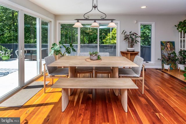 102 LINDBERGH RD, Hopewell, NJ 08525