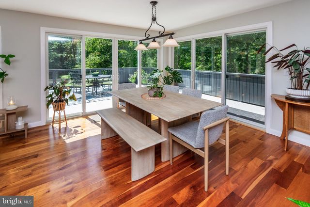 102 LINDBERGH RD, Hopewell, NJ 08525