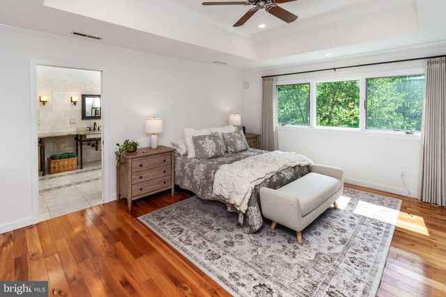 102 LINDBERGH RD, Hopewell, NJ 08525
