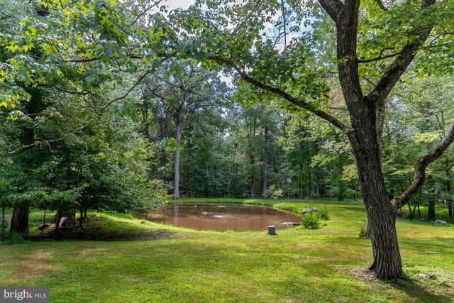 102 LINDBERGH RD, Hopewell, NJ 08525