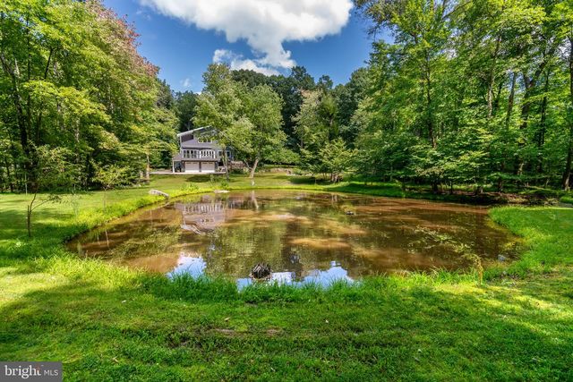 102 LINDBERGH RD, Hopewell, NJ 08525