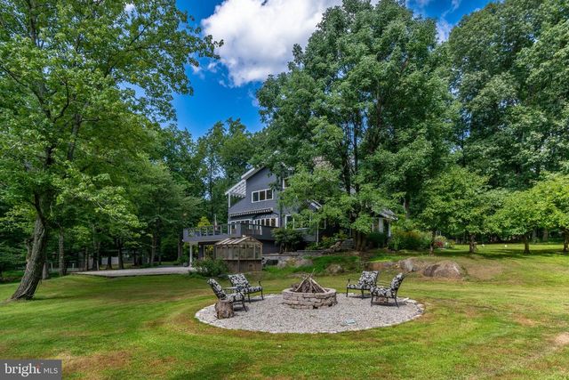 102 LINDBERGH RD, Hopewell, NJ 08525