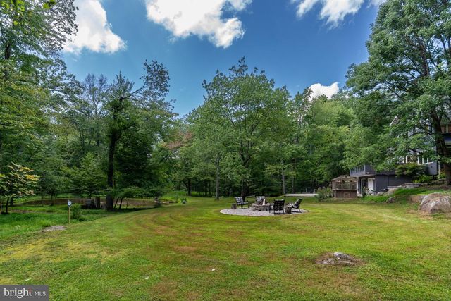102 LINDBERGH RD, Hopewell, NJ 08525