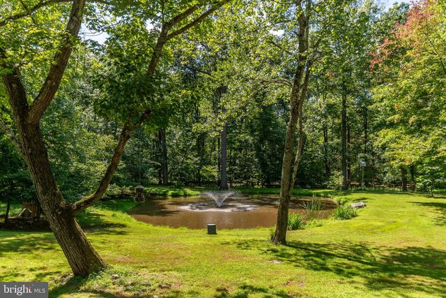 102 LINDBERGH RD, Hopewell, NJ 08525
