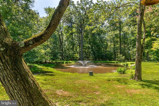 102 LINDBERGH RD, Hopewell, NJ 08525