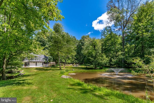102 LINDBERGH RD, Hopewell, NJ 08525