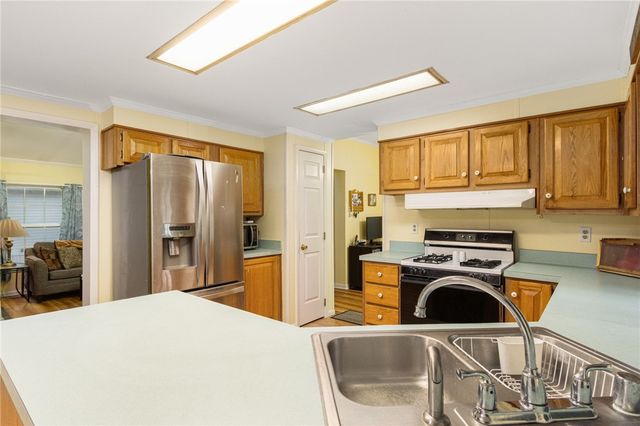 95 Lear Drive, Coventry, RI 02816
