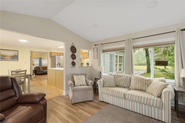 95 Lear Drive, Coventry, RI 02816