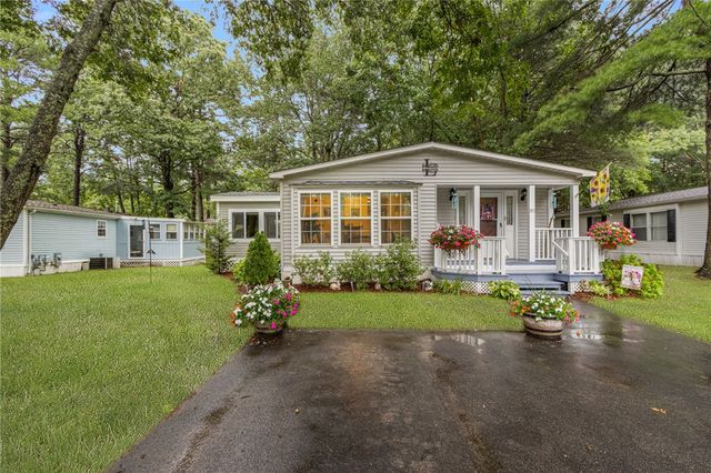 95 Lear Drive, Coventry, RI 02816