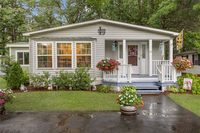 95 Lear Drive, Coventry, RI 02816