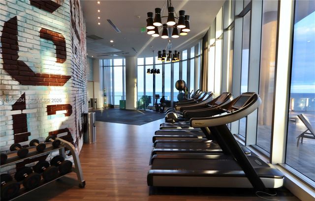 4111 S Ocean Dr UPH8, Hollywood, FL 33019