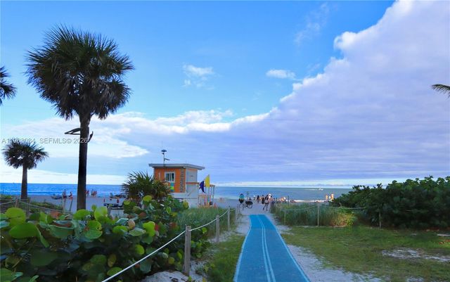 4111 S Ocean Dr UPH8, Hollywood, FL 33019