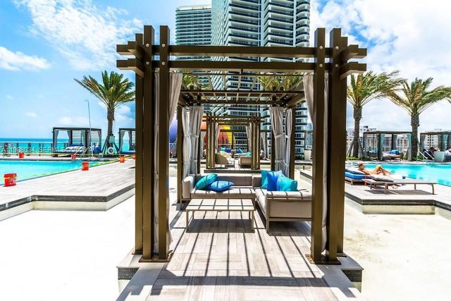 4111 S Ocean Dr UPH8, Hollywood, FL 33019