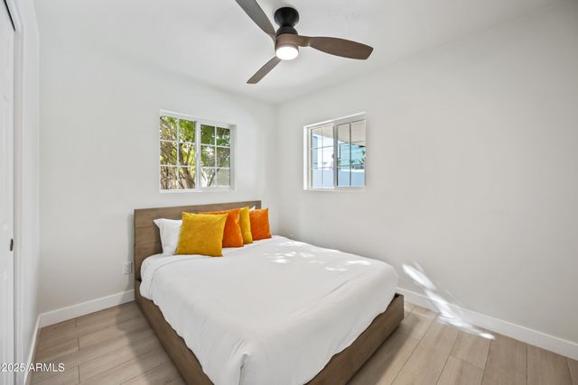 2452 E ELM Street, Phoenix, AZ 85016