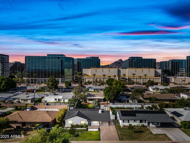 2452 E ELM Street, Phoenix, AZ 85016