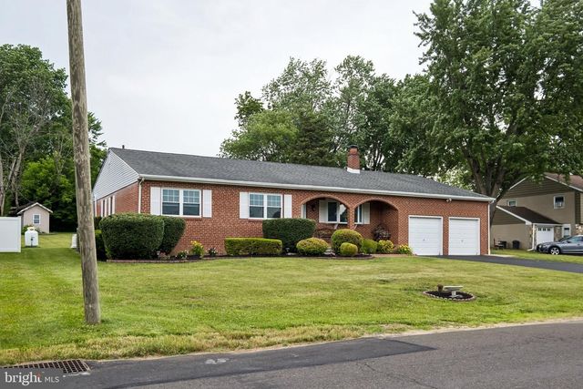 4674 SUNRISE AVE, Bensalem, PA 19020