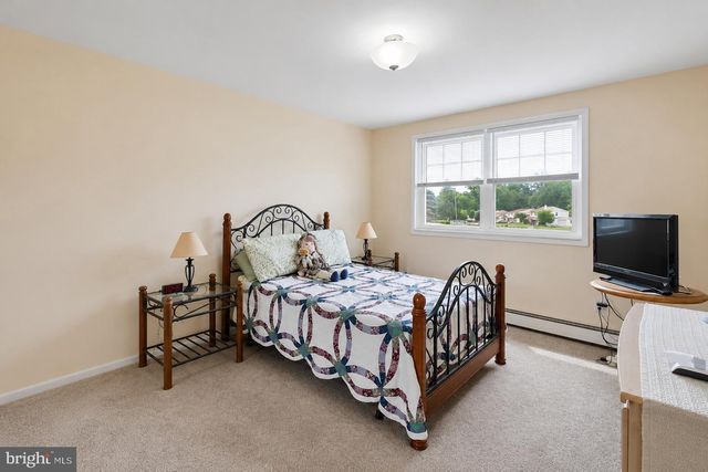 4674 SUNRISE AVE, Bensalem, PA 19020