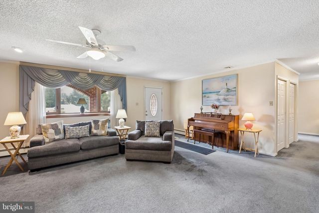 4674 SUNRISE AVE, Bensalem, PA 19020