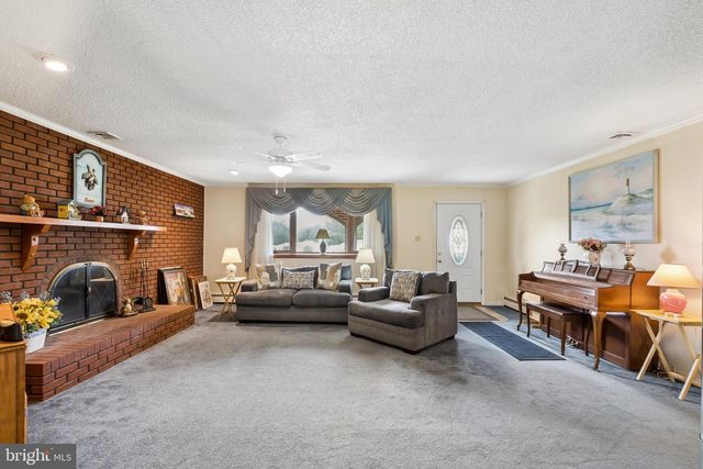 4674 SUNRISE AVE, Bensalem, PA 19020