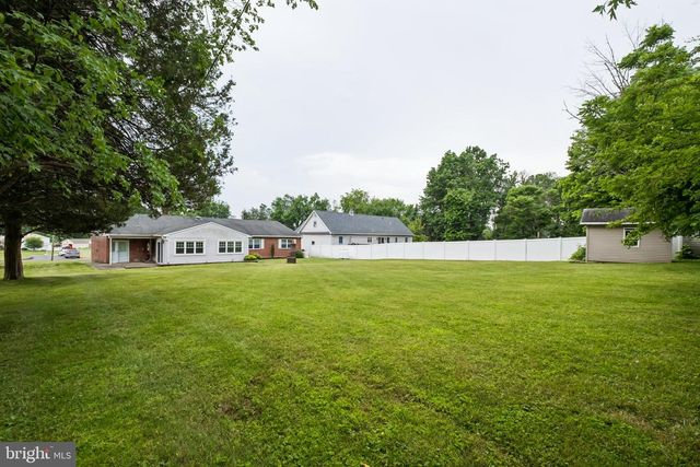 4674 SUNRISE AVE, Bensalem, PA 19020