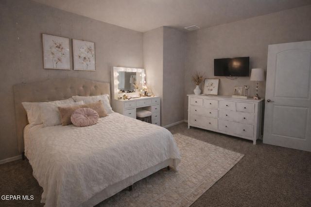 12452 KNIGHTSBRIDGE Drive, Horizon City, TX 79928