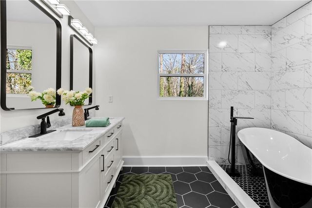 968 BRUCE Circle, Atlanta, GA 30316