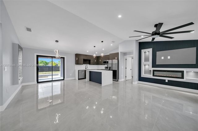 2021 NE 24th Terrace, Cape Coral, FL 33909