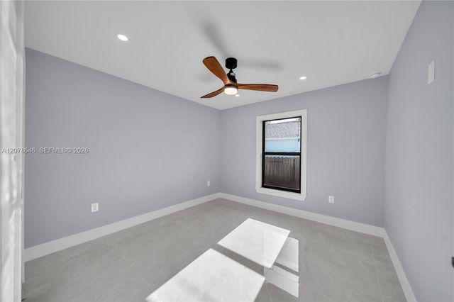 2021 NE 24th Terrace, Cape Coral, FL 33909