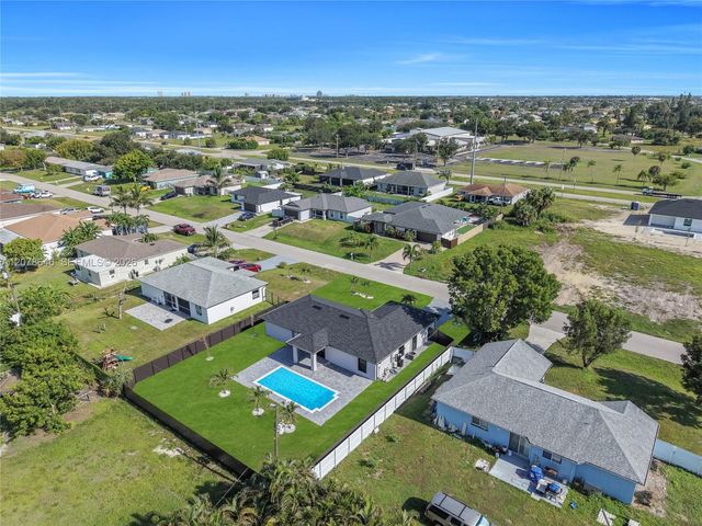 2021 NE 24th Terrace, Cape Coral, FL 33909