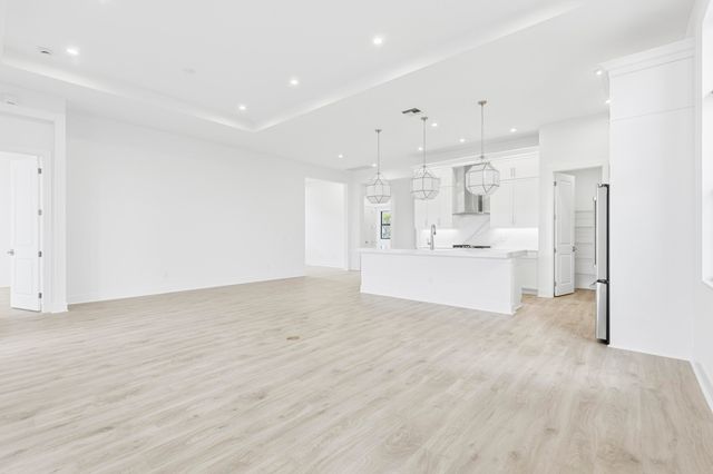 13921 Vivant Drive, Palm Beach Gardens, FL 33412