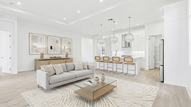 13921 Vivant Drive, Palm Beach Gardens, FL 33412